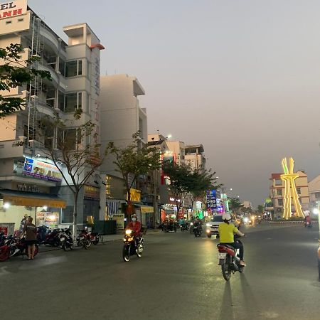 Hotel Khach San Tu Anh Hà Tiên Esterno foto