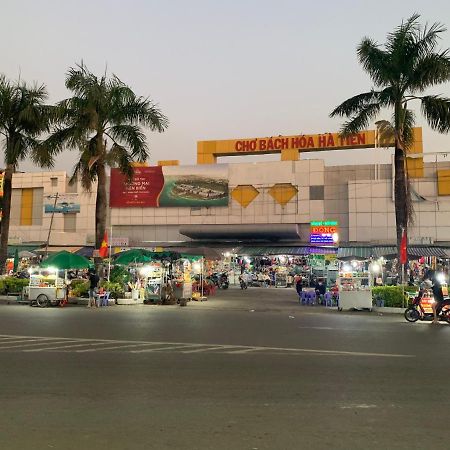 Hotel Khach San Tu Anh Hà Tiên Esterno foto