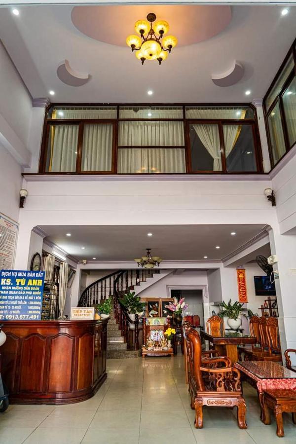 Hotel Khach San Tu Anh Hà Tiên Esterno foto