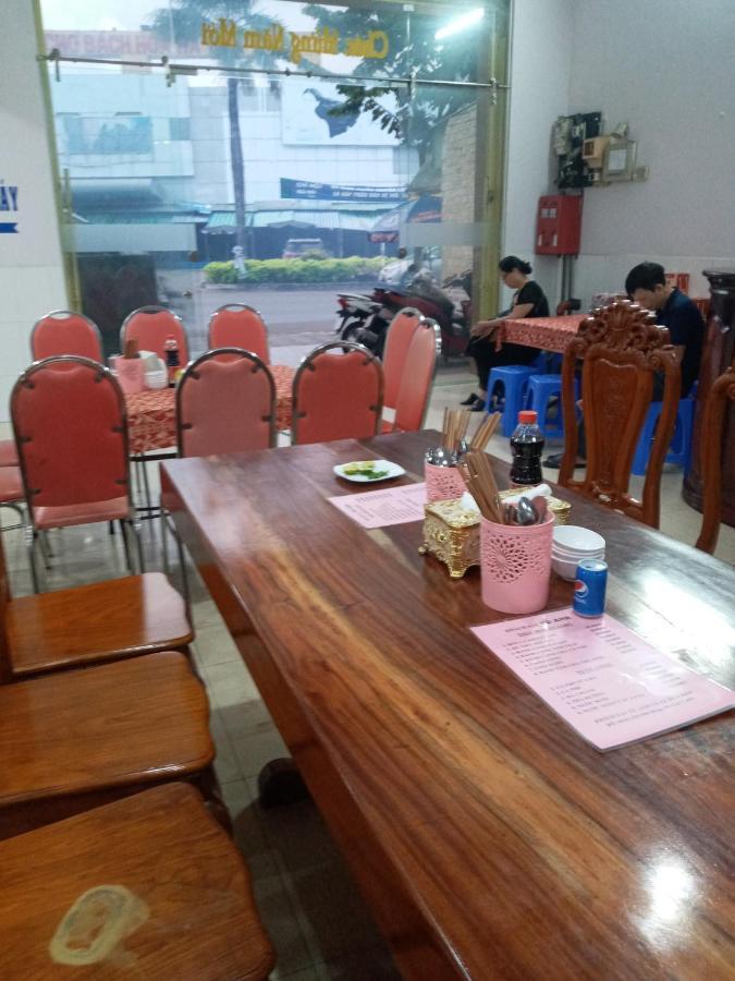 Hotel Khach San Tu Anh Hà Tiên Esterno foto