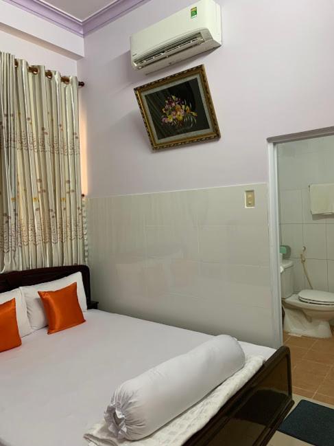Hotel Khach San Tu Anh Hà Tiên Esterno foto