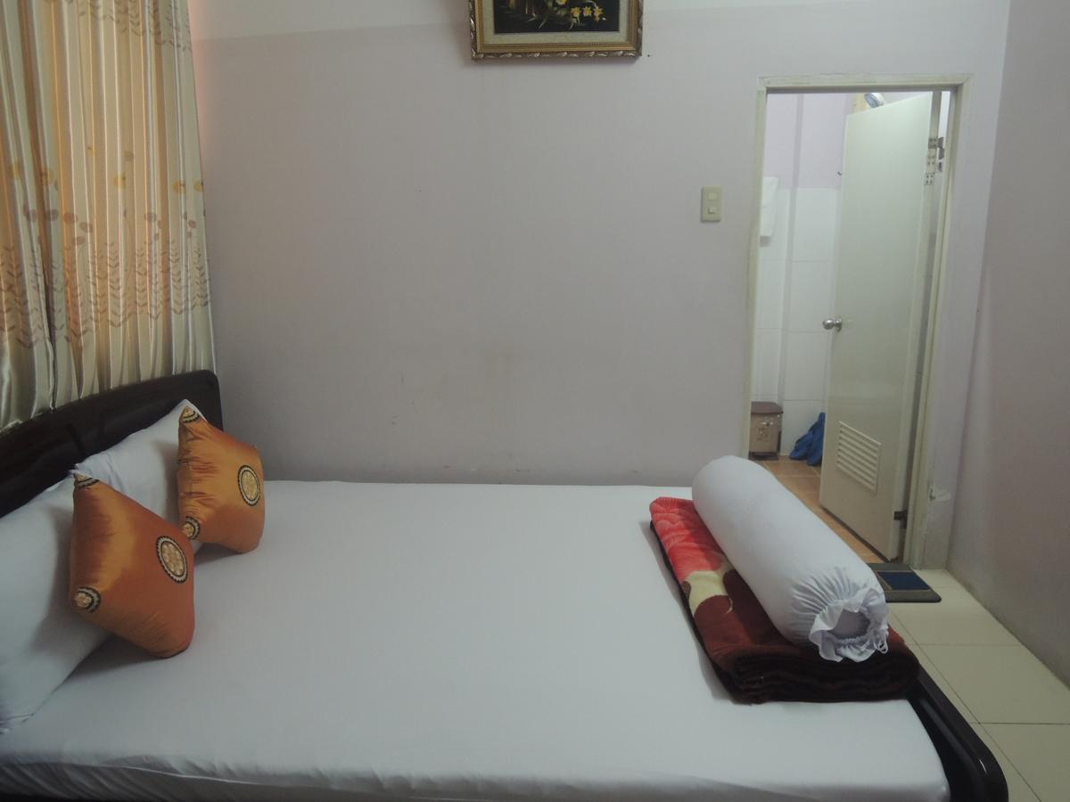 Hotel Khach San Tu Anh Hà Tiên Esterno foto